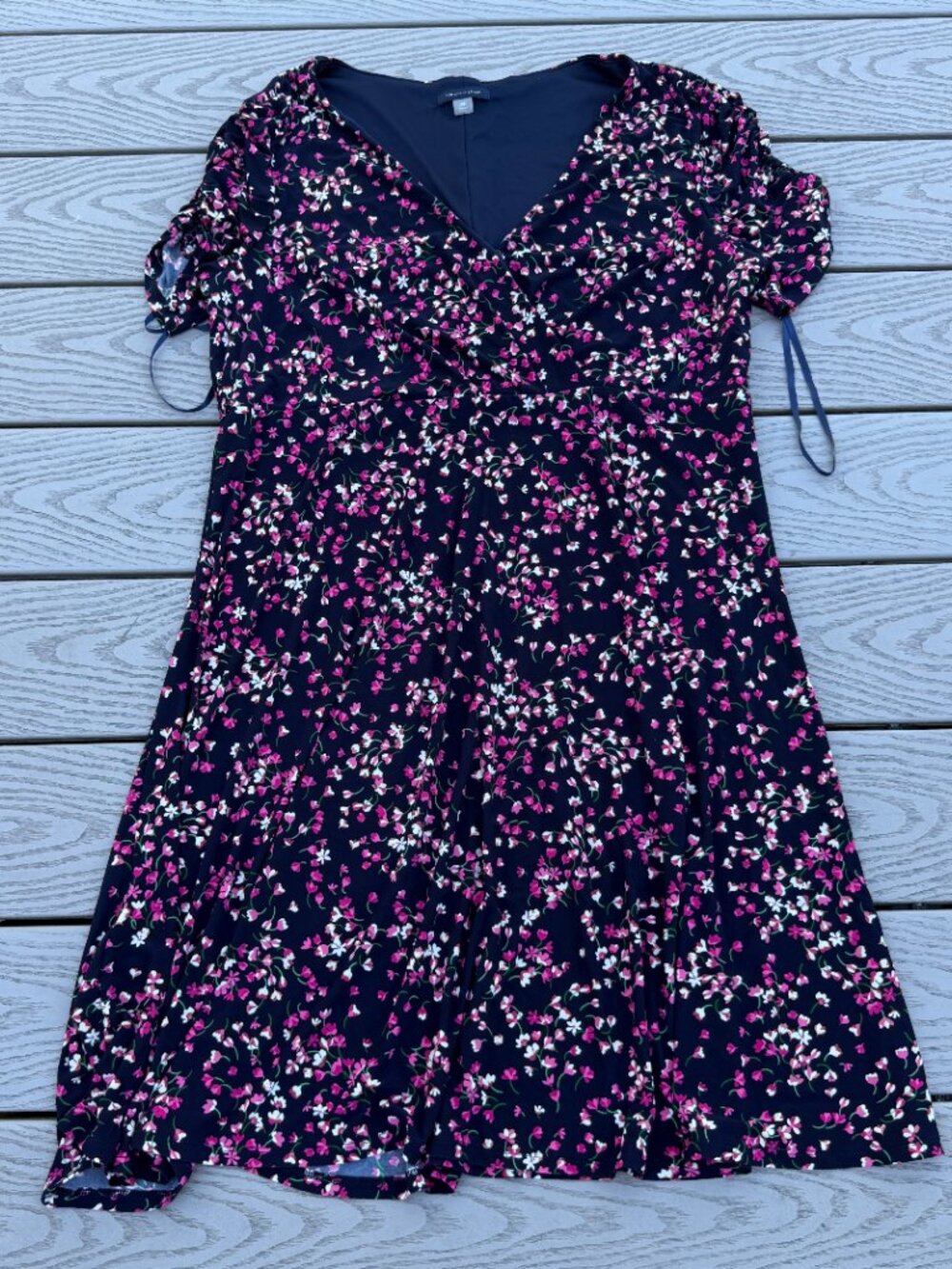 Tommy Hilfiger Women's V-Neck Black Floral Dress Size 18